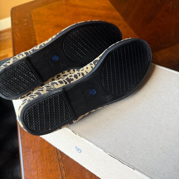 Rothy's Leopard Print Round Toe Flats Size 8 - Picture 3 of 4
